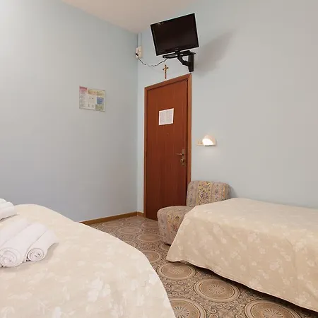 ホテル Santa Martina 3*