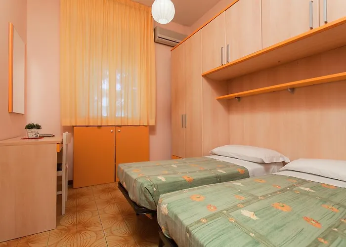 Santa Martina فندق فيلا مارينا