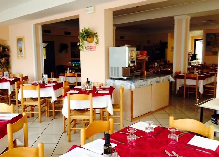 Santa Martina فندق 3*