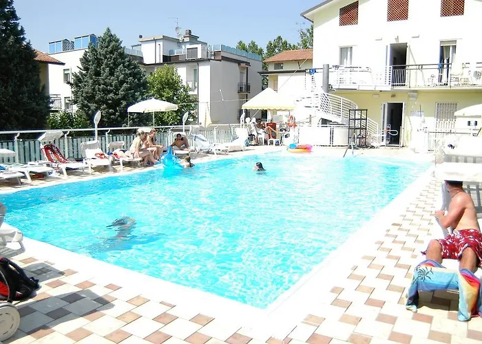 Hotel Santa Martina 3*