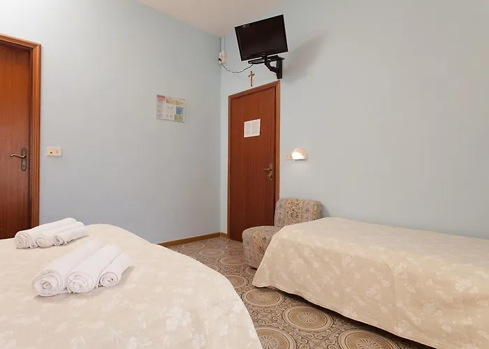 호텔 Santa Martina 3*