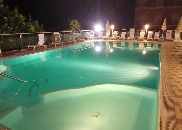 호텔 Santa Martina 3*